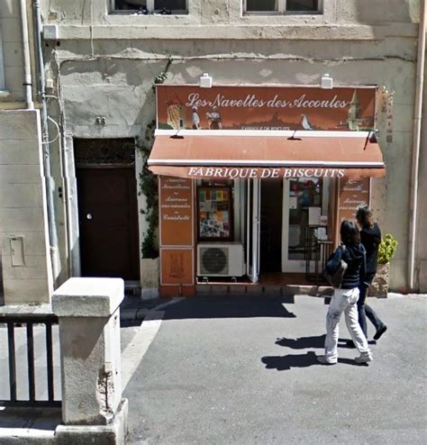 Navette roquefort et crème fraîche, poire. La Chandeleur à Marseille : Navettes de Saint-Victor ou ...
