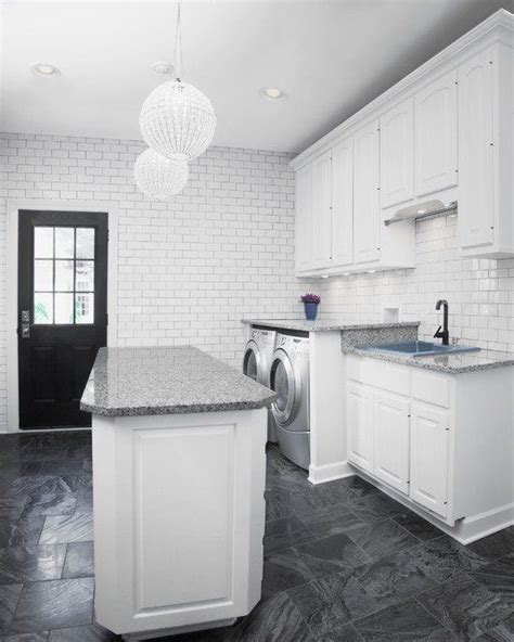 16 Trendy Laundry Rooms With Island That Everyone Need To See