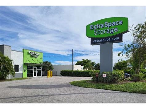 Storage Units In West Palm Beach Fl At 2300 N Military Trail Extra