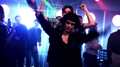 Sleepy hollow rave abbie mills GIF on GIFER - by Mubor