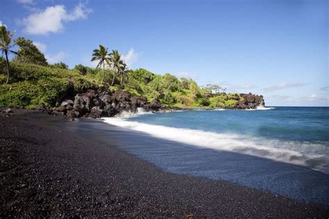 here are the best black sand beaches from albay to reynisfjara black sand beach best island