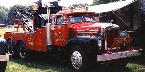 B Mack Tow Truck Seen At The Local Aths Truck Show In Macu Jack