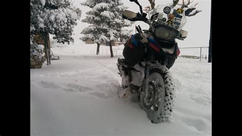 Bmw R 1200 Gs Adventure Riding In The Snow And Having