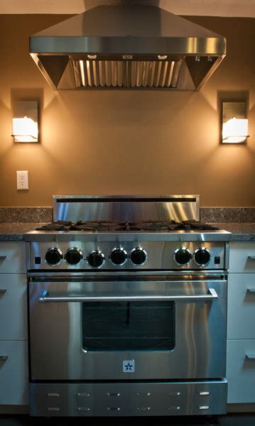 To learn more about our smart collection of wifi appliances patented pedestal star® burner with quickclean base™. Bluestar Showroom area - Traditional - Gas Ranges And ...