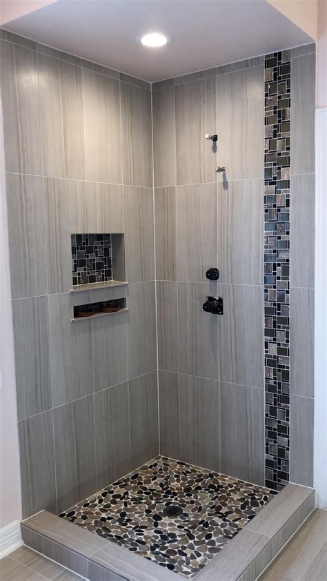 Bathroom Renovation With Light Color Tile 12″×24″ Modern Colores
