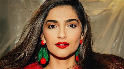 sonam kapoor says she likes ‘freedom she enjoys in london ‘i make my own food clean my own