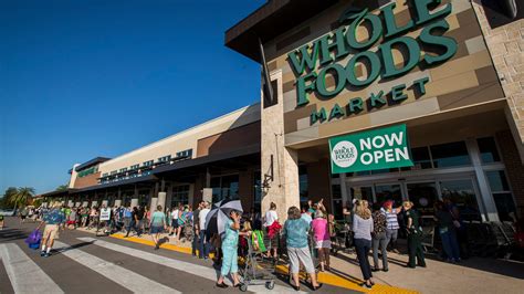 If it was any fresher, it would still be swimming. Whole Foods hysteria in Fort Myers: Crowds get first look ...