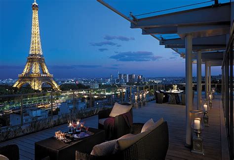 Shangri La Hotel Paris Afar