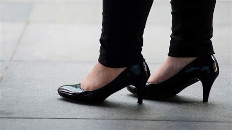 philippines bans compulsory high heels in workplace prothom alo