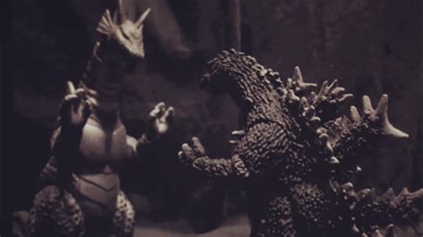 Godzilla Vs Titanosaurus Hesperia Retro Series Youtube