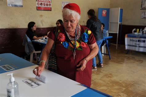 Guatemalans Vote In Presidential Run Off Election That Saw Efforts To Disqualify Opposition Cnn