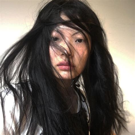 street photo instagram inspo photography inspo girl boss pretty people asian long hair