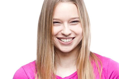 retrato do close up de uma jovem mulher bonita imagem de stock imagem de longo sorrir 33240177