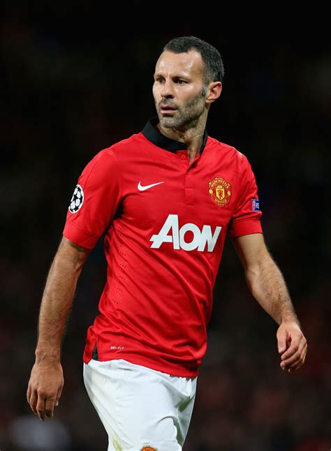 You are watching real sociedad vs manchester united game in hd directly from the reale arena, san sebastian, spain, streaming live for your computer, mobile and tablets. Ryan Giggs - Ryan Giggs Photos - Manchester United v Real Sociedad de Futbol - Zimbio