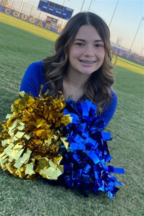 Hailey Stephens Death And Obituary High School Cheerleader Shot In Party
