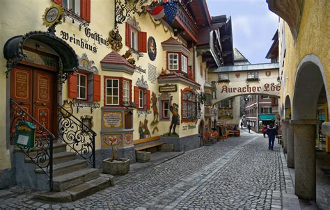 Riesige sammlung, hervorragende auswahl, mehr als 100 mio. Kufstein - Auracher Löchl - Foto & Bild | street, world ...