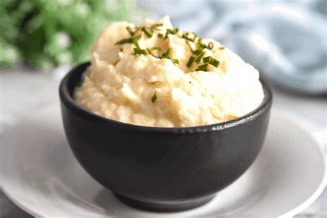 Cauliflower Mashed Potatoes With Cream Cheese Oh So Foodie