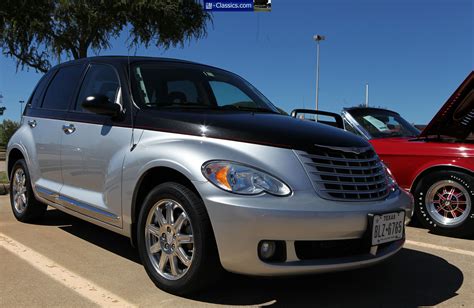 Sell Used 2010 Chrysler Pt Cruiser Couture Edition Loaded And