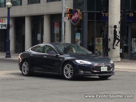 Tesla Model S Spotted In Toronto Canada On 04092013 Photo 3