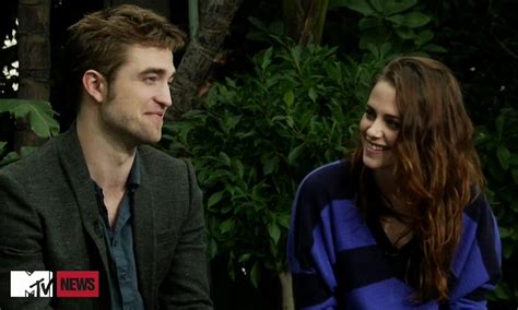 Robert Pattinson And Kristen Stewart Laugh And Joke Their Way Through