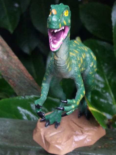 Ornitholestes Jurassic Hunters By Geoworld Dinosaur Toy Blog