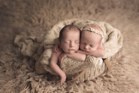 Houston Texas Newborn Twin Photoshoot Babe Girl Twins Photographer Maternity And Newborn