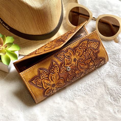 Handmade Tooled Leather Woman Wallet Woman Wallet Leather T For