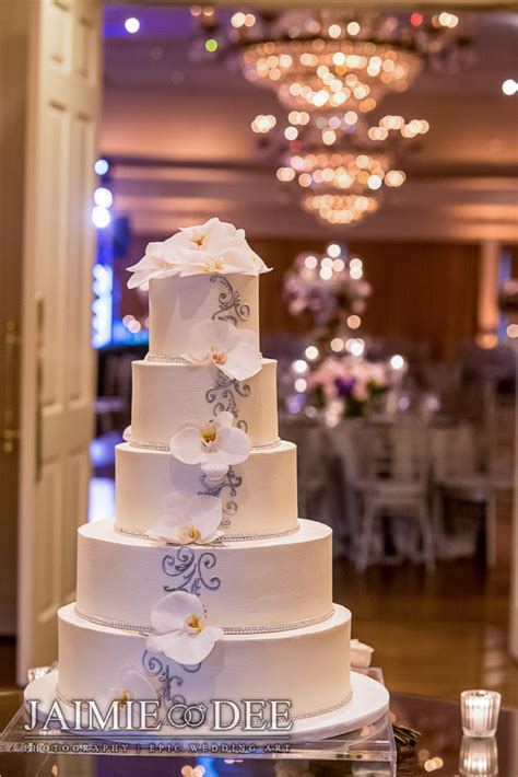 From wedding decorations and what to wear to gift etiquette and picking the right venue, we have everything you'll need for a luxe and memorable wedding day. River Oaks Country Club Wedding Photos | Best Destination ...