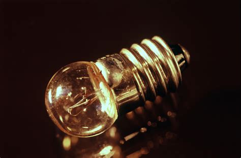 Free Stock image of Small light bulb for a torch | ScienceStockPhotos.com