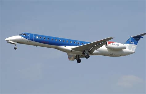 Embraer Erj 145 Regional Jet Aircraft History Pictures And Facts