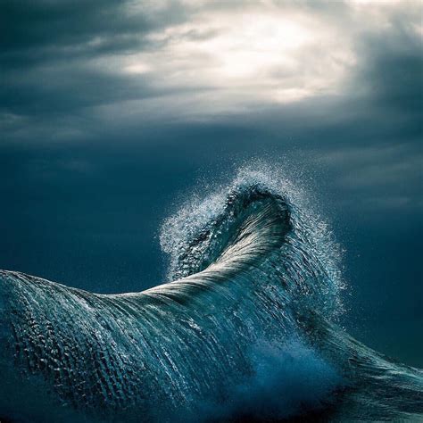 Canon Photography Amazing Wave Captured By Warrenkeelan The Detail