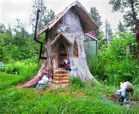 Coolest Cabins 5 Cute Log Cabins Fairy Tree Houses Fairy Tree