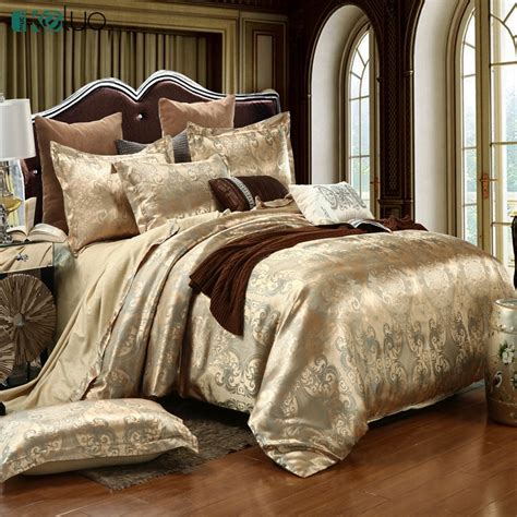 Am i over thinking this? KELUO Wedding Luxury Bedding Sets Jacquard Queen/King Size ...