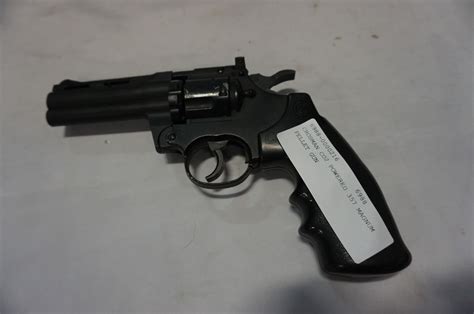 Crosman Co2 Powered 357 Magnum Pellet Gun