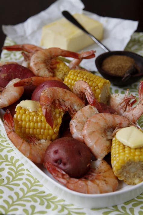 Add salt and pepper if desired. Low Country Seafood Bake - bell' alimento