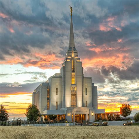 Rexburg Idaho Temple In Rexburg Id With Photos