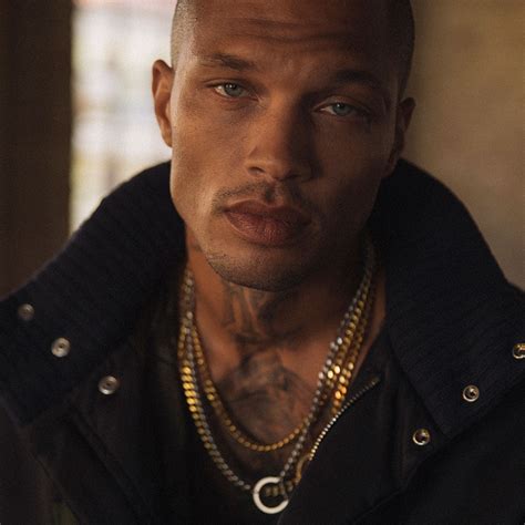 Jeremy Meeks The Former Model Convict Designing Jewels With Handcuff