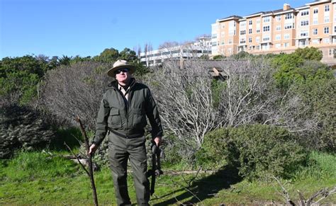 A State Park Interpreter With A Passion For San Francisco S Candlestick Point Recreation Area Kalw