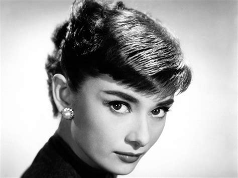 Audrey Hepburn Wallpaper