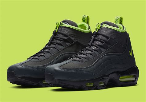 Nike Sneakerboot Here Has The Latest