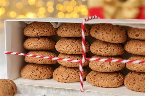 Premium Photo Concept Of Tasty Dutch Christmas Cookies Pepernoten