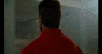 We bring you this movie in multiple definitions. Predator handshake explosion Gif