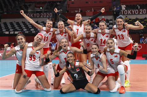 Olympics Volleyball China Stunned By Turkey Us Ease Past Argentina