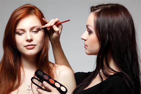 Makeup Art Classes How To Choose The Best Vizio Makeup Academy