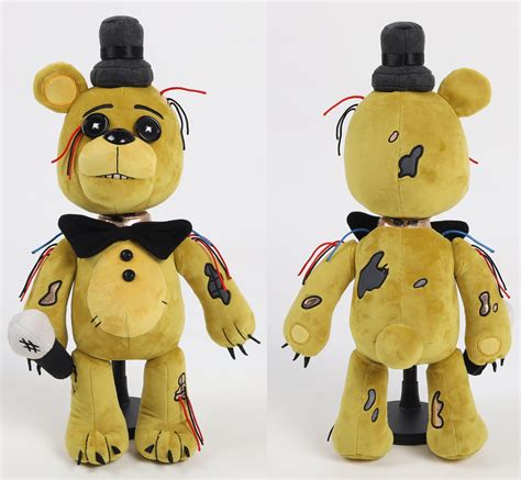 Check out the full look of Hex Withered Golden Freddy plush! : r