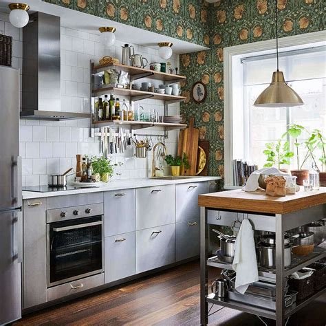 Small apartments and homes offer plenty of charm, but they tend to be lacking when it comes to kitchen space. Modern Small Kitchen Design Ideas for Small House