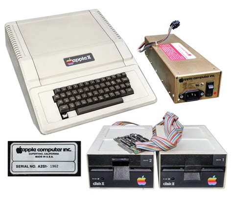 Lot Detail Apple Ii Series Computer From 1977 One Of The First