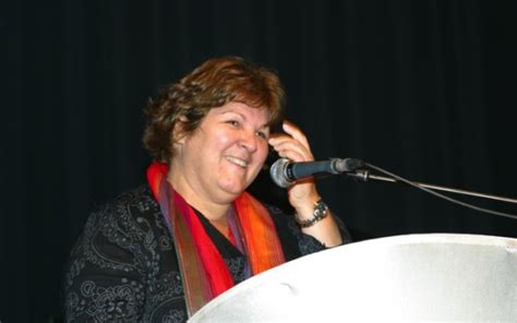 She is a doctor of medicine and like her father a. Aleida Guevara: "Een revolutionair is in de eerste plaats ...