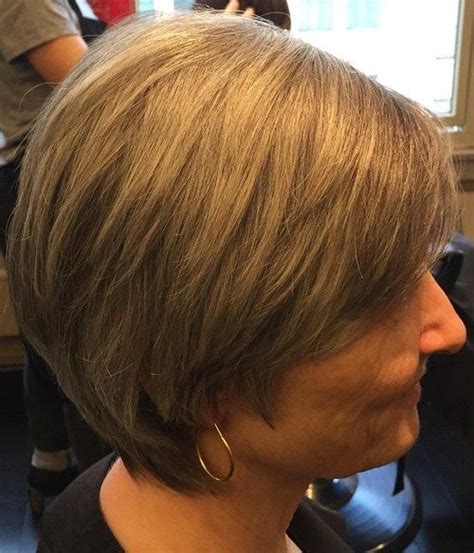 It comes with its own issues like heavy sweating. 65 Gorgeous Gray Hair Styles | Hair styles, Short hairstyles for thick hair, Short white hair