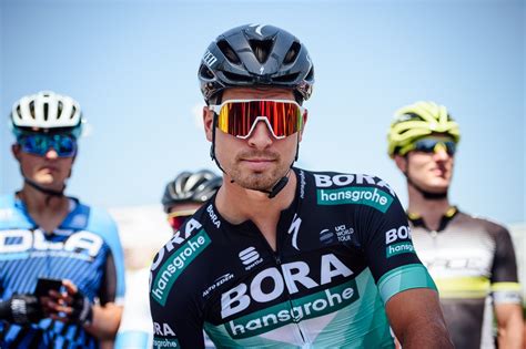 The cyclist is currently single, his starsign is aquarius and he is now 31 years of age. PETER SAGAN İMZALI FORMA ÇEKİLİŞİ SONUÇLANDI! - Cyclist ...